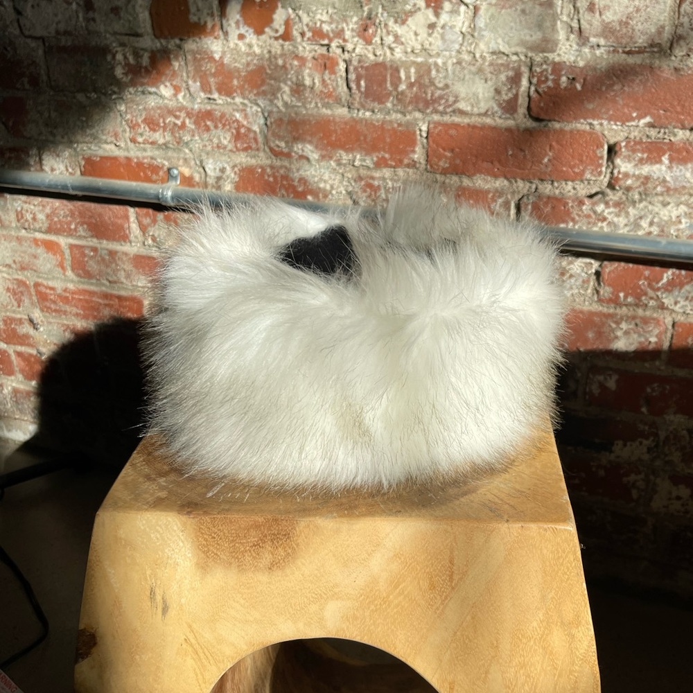 White fur head warmer